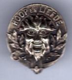 Hoop en Liefde zilverkleurig knoopsgat speldje ( A_094 ), Verzamelen, Speldjes, Pins en Buttons, Verzenden, Zo goed als nieuw