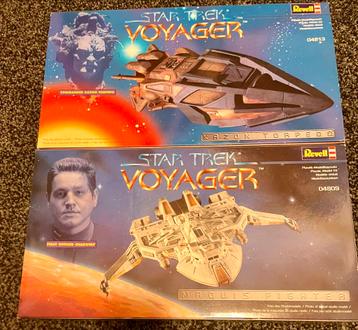 Star Trek Voyager-2 bouwpakketten van Revell (nieuw in doos) beschikbaar voor biedingen