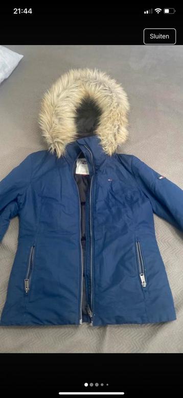 Winter jassen heel goed als nieuw beschikbaar voor biedingen