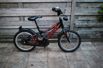 Jongensfiets 14" in goede staat beschikbaar voor biedingen