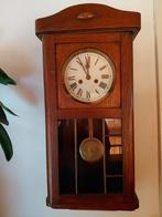 Antieke hangklok, Antiek en Kunst, Ophalen of Verzenden
