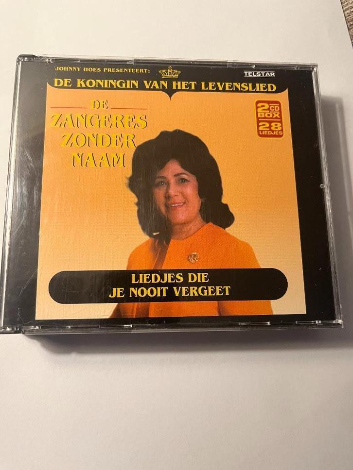 De Zangeres Zonder Naam, 3x dubbele CD box + 6x enkel, Cd's en Dvd's, Cd's | Nederlandstalig, Zo goed als nieuw, Levenslied of Smartlap