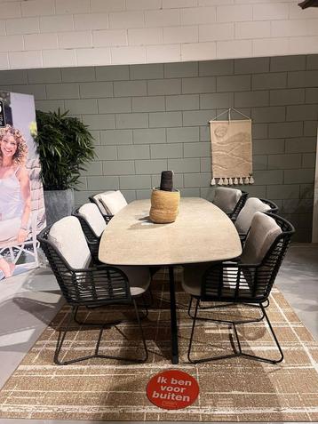 Showroom Prado tuintafel 240x105 cm. / Fabrice diningstoel beschikbaar voor biedingen