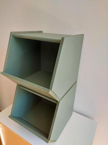 Twee houten opbergbakken van Little Nice Things beschikbaar voor biedingen