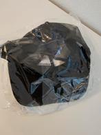 Black banana strucker cap, Kleding | Heren, Hoeden en Petten, Ophalen, Black Bananas, Pet, 57 cm (M, 7⅛ inch) of minder