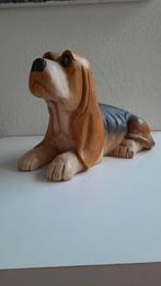 Basset hond massief houten beeld ca:  35 cm, Ophalen of Verzenden