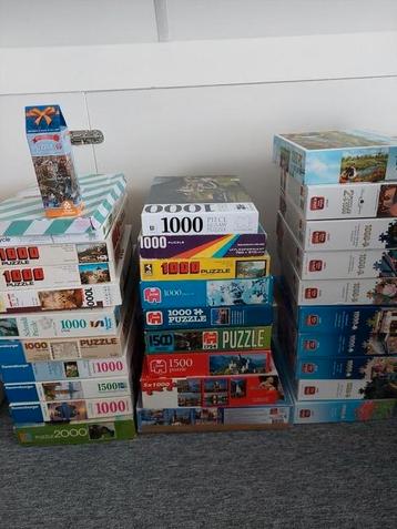 28 dozen met puzzels  beschikbaar voor biedingen