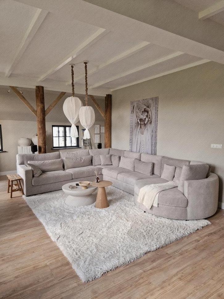 Prachtige beige hoekbank zgan, Huis en Inrichting, Stoffering | Vloerbedekking, Zo goed als nieuw, Tapijt, Beige, minder dan 10 m²