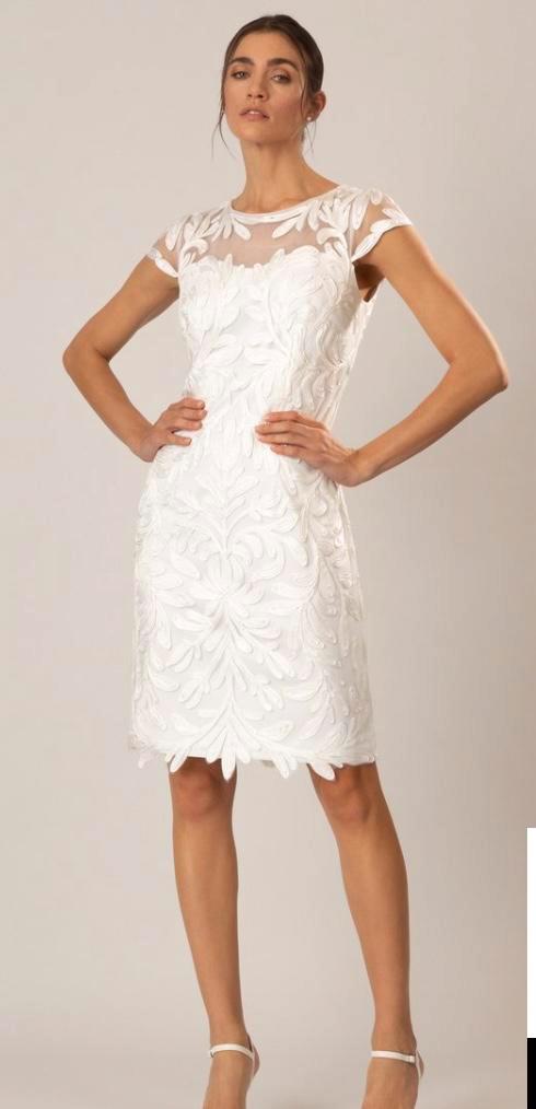 Prachtige off- white trouw/cocktailjurk maat 40 Apart, Kleding | Dames, Trouwkleding en Trouwaccessoires, Zo goed als nieuw, Trouwjurk