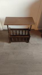 Vintage krantenbak, Ophalen of Verzenden, Zo goed als nieuw