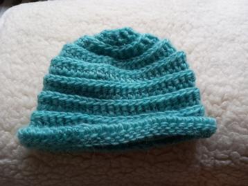 gehaakt wollen muts boho muts 100 % wol schapenwol handwerk  beschikbaar voor biedingen