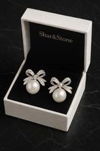 Aurora Parel Bow Oorbellen - Goud/Zilver, Sieraden, Tassen en Uiterlijk, Manchetknopen, Ophalen of Verzenden, Nieuw, Zilver, Verzilverd