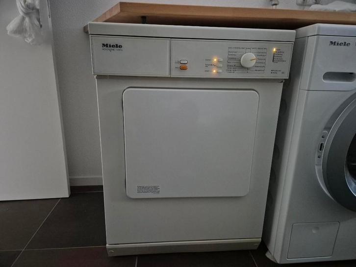 Miele gas wasdroger, Witgoed en Apparatuur, Wasdrogers, Gebruikt, Luchtafvoer, Voorlader, 6 tot 8 kg, 85 tot 90 cm, Anti-kreukfase
