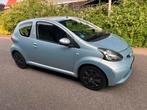 Toyota Aygo 1.0 12V Vvt-i 3DRS  1jaar Apk, Voorwielaandrijving, 68 pk, Origineel Nederlands, Bedrijf