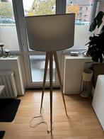 Bijenkorf Staande Lamp - Klein Prijsje!, Huis en Inrichting, Lampen | Vloerlampen, Ophalen of Verzenden, Gebruikt, Hout, 150 tot 200 cm