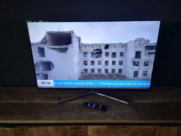 Samsung UE40H6200 40 inch Smart-LED en AB voet en wall mount beschikbaar voor biedingen