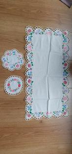 Set prachtige geborduurde kleedjes, Ophalen of Verzenden