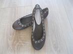 Nieuw grijze leren schoenen van Dolcis maat 37  Npr €49,90, Nieuw, Grijs, DOLCIS, Ballerina's