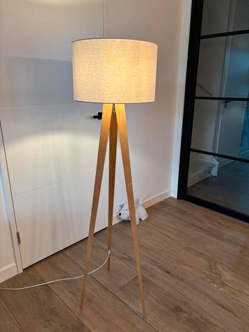 Vloerlamp Tripod Zuiver driepoot naturel hout beschikbaar voor biedingen