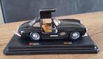 Bburago modelauto Mercedes-Benz 300SL, Hobby en Vrije tijd, Modelauto's | 1:18, Ophalen, Zo goed als nieuw, Auto, Bburago