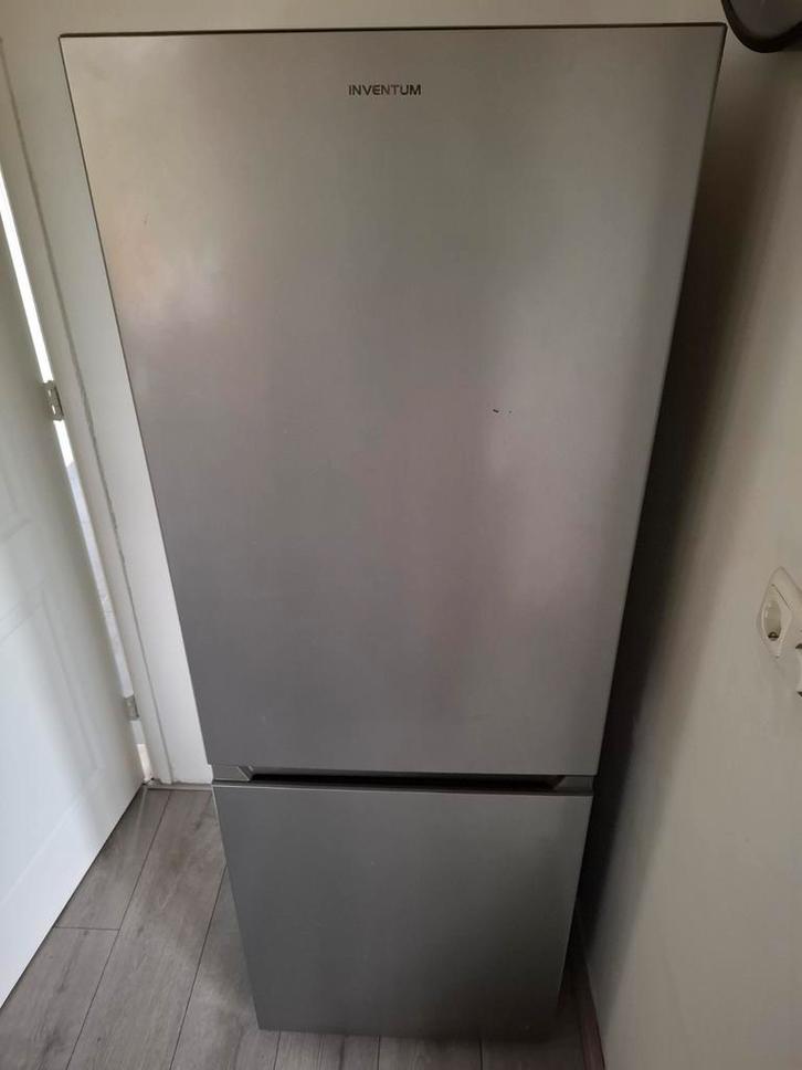 Inventum Koelvriescombinatie - Goed Onderhouden, Witgoed en Apparatuur, Koelkasten en IJskasten, Zo goed als nieuw, Met vriesvak