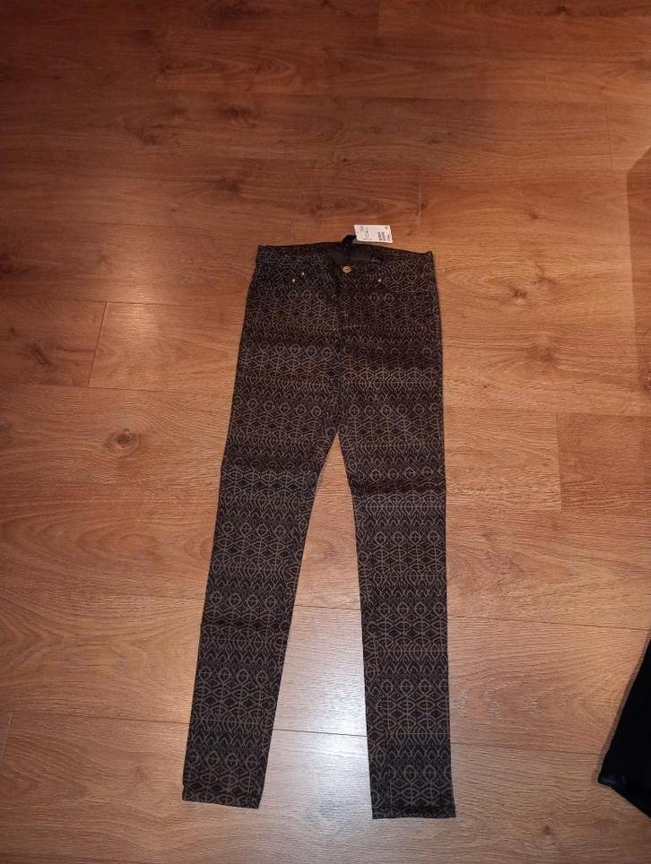 Mooie nieuwe bruine broek mt 38, Kleding | Dames, Broeken en Pantalons, Nieuw, Maat 38/40 (M), Bruin, Lang, Ophalen of Verzenden