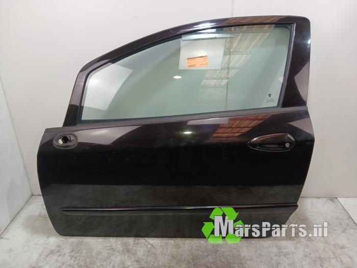 Portier 2Deurs links van een Fiat Punto (750), Auto-onderdelen, Carrosserie en Plaatwerk, Deur, Fiat, Gebruikt, 6 maanden garantie