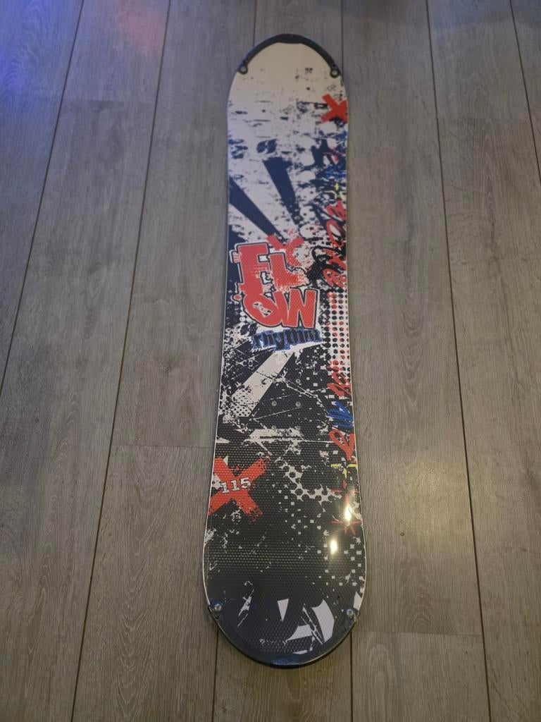 Nieuw Flow Snowboard - 115cm, Sport en Fitness, Ophalen of Verzenden, Nieuw, Board