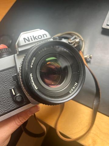 Nikon FM2 analoge spiegelreflexcamera met 50mm lens beschikbaar voor biedingen