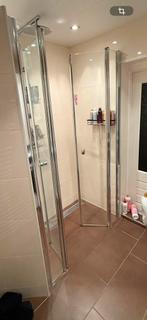 Douche wand, Ophalen, Gebruikt