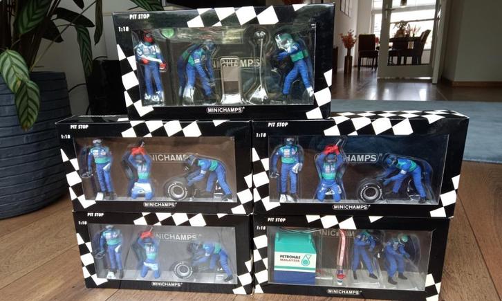 Minichamps Sauber F1 Pit Crew 1/18, Verzamelen, Automerken, Motoren en Formule 1, Zo goed als nieuw, Formule 1, Ophalen of Verzenden