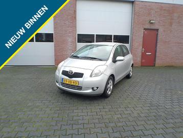 Toyota Yaris 1.3 VVTi Luna MMT beschikbaar voor biedingen