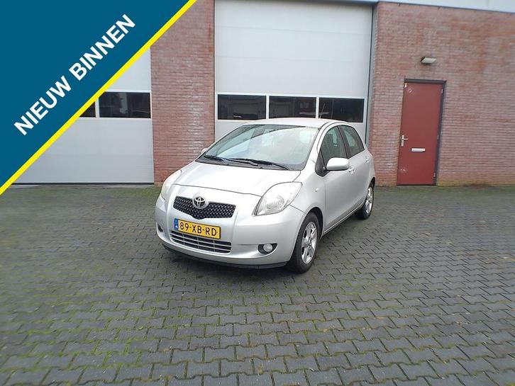 Toyota Yaris 1.3 VVTi Luna MMT, Auto's, Toyota, Bedrijf, Yaris, ABS, Airbags, Airconditioning, Boordcomputer, Elektrische buitenspiegels