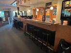 Diversen voor bar/kantine (krukken, kassa, lampen, hek), Ophalen, Gebruikt, Inclusief barstoelen