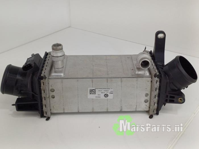 Intercooler van een Alfa Romeo Stelvio, Auto-onderdelen, Airco en Verwarming, Alfa Romeo, Gebruikt, 6 maanden garantie, 12 maanden garantie