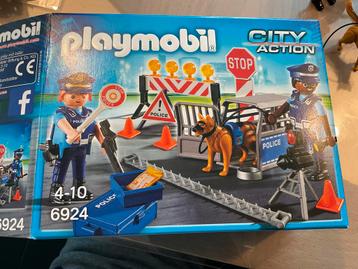 Playmobil City Action Politie wegversperring 6924 beschikbaar voor biedingen