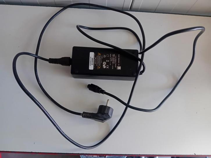 Acculader Sparta E-motion  Batavus E-Go, Fietsen en Brommers, Fietsaccessoires | Fietsaccu's, Gebruikt, Ophalen of Verzenden