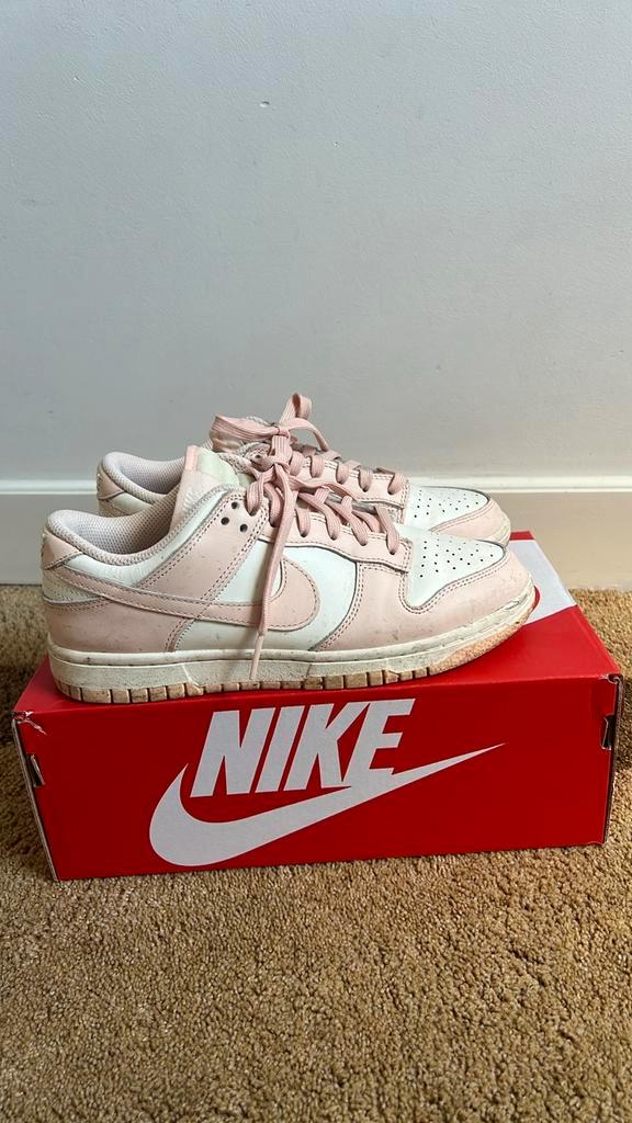 Nike Dunk Low Pink - Maat 37,5, Kleding | Dames, Schoenen, Gedragen, Sneakers of Gympen, Roze, Ophalen of Verzenden
