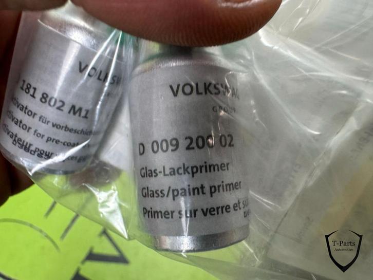volkswagen D 181 802 M1 lijm D 009 200 02, Auto-onderdelen, Ruiten en Toebehoren, Volkswagen, Gebruikt, Ophalen of Verzenden