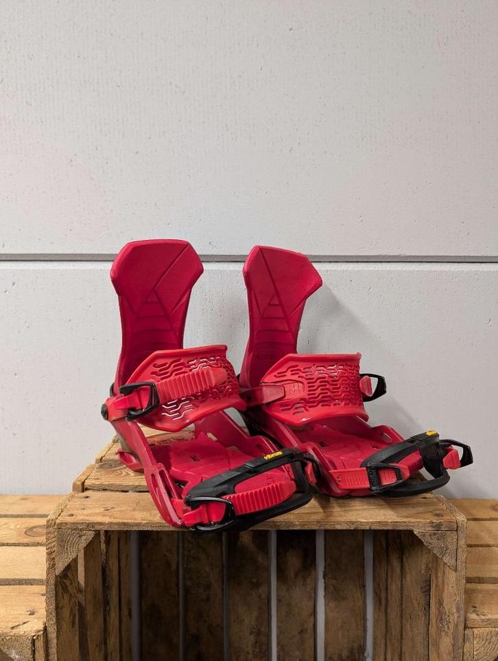Nitro team snowboard binding maat M rood, Sport en Fitness, Snowboarden, Zo goed als nieuw, Bindingen, Ophalen of Verzenden