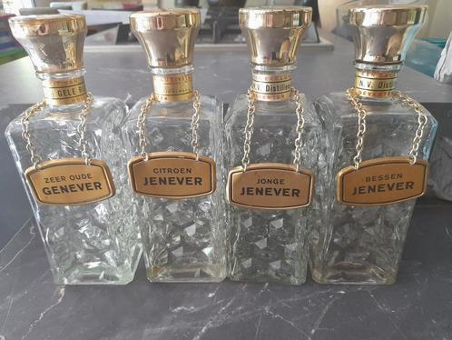 Vier glazen karaffen distilleerderij "Gele Rijder", Antiek en Kunst, Antiek | Glas en Kristal, Ophalen