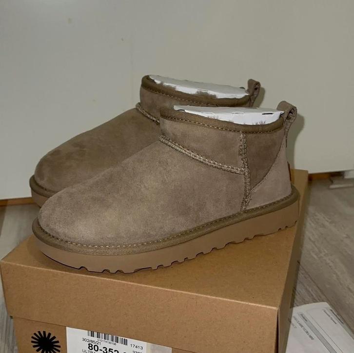 UGG Ultra Mini Antilope maat 37, Kleding | Dames, Schoenen, Nieuw, Overige kleuren, Ophalen of Verzenden