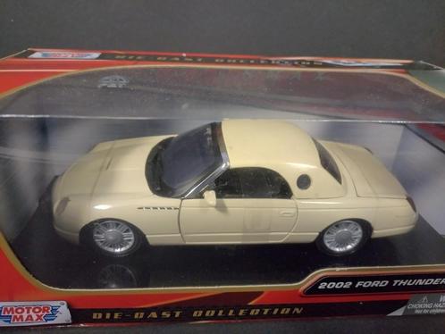 Ford Thunderbird 2002 1:24 Motormax Pol, Hobby en Vrije tijd, Modelauto's | 1:24, Nieuw, Motormax, Verzenden