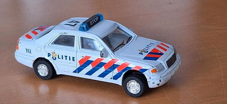 Modelauto's, Hobby en Vrije tijd, Modelauto's | 1:24, Zo goed als nieuw, Auto, Overige merken, Ophalen of Verzenden