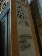 Nieuw Velux kunststof dakraam / GGU SK06 0070 ( 114 x 118 )., Ophalen, 100 tot 150 cm, Nieuw, Wit