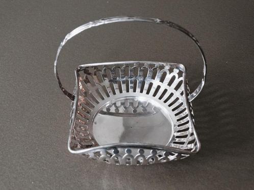 Antiek zilveren mandje bonbonmandje met hengsel, Antiek en Kunst, Antiek | Goud en Zilver, Verzenden