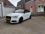 Audi A1 1.2 Tfsi 63KW SB 2013 Wit led clima cruise nieuweket, Auto's, Audi, Voorwielaandrijving, Stof, A1, Zwart