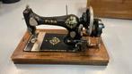 Handnaaimachine. Deka, Ophalen