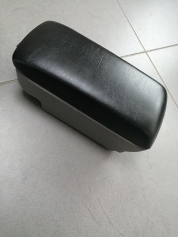 Verhoogde armsteun SUBARU IMPREZA gc-modellen  1997/2001 beschikbaar voor biedingen