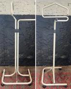 Vintage kledingrek dressboy wit metaal, Kleding | Dames, Kledingrekken, Ophalen